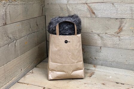 250 g gewaschene Vlieswolle - Herdwick (Grau)