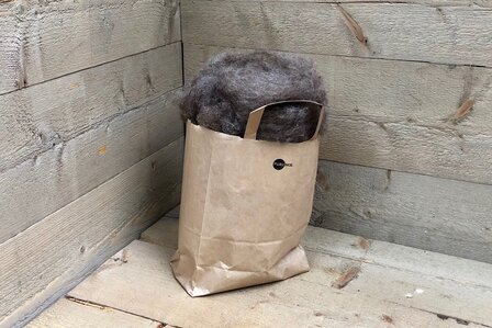 250 g gewaschene Vlieswolle - Karakul (Kupfer)