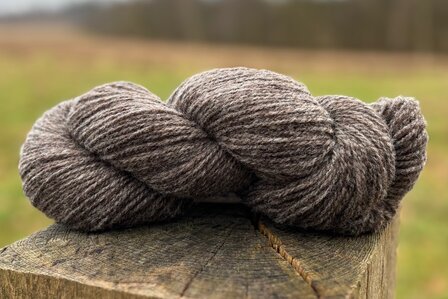 Gezwirntes Strickgarn LL 275 m - Dassenkopf Texelschaf (Mioget)