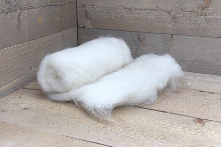 250 g gewaschene Vlieswolle - Veluws Heideschaf (Elfenbeinfarbig)