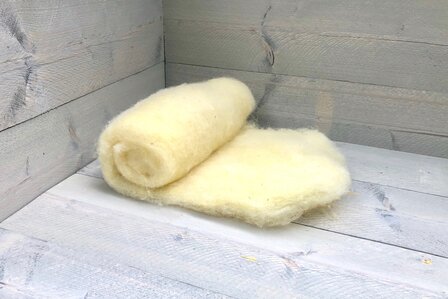 500 g gewaschene Vlieswolle - Llanwenog (Chamois)