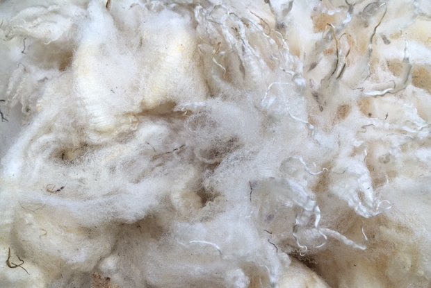 1 kg weiche Puppen- und Kissenfüllung - pur (Wollweiß)