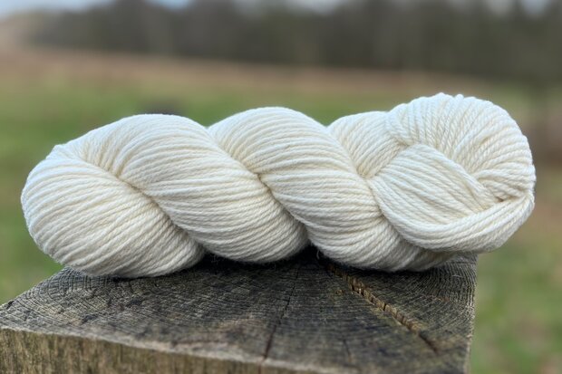 Gezwirntes Strickgarn LL 183 m - Merinoschaf (Wollweis)